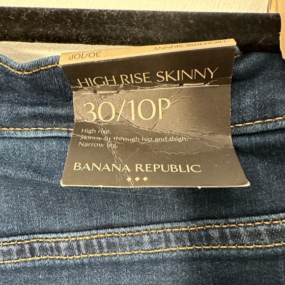 NWT Banana Republic High-Rise Skinny Jeans Size 30P in Medium/Dark Wash - Picture 4 of 4